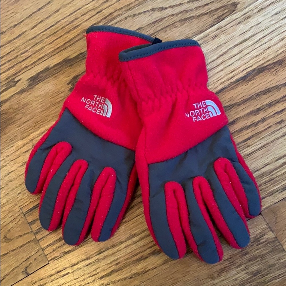 Youth Small North Face Gloves
